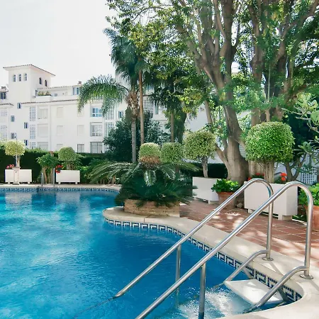 Atria-1 By Interhome מלון *